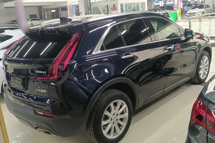 Used Cadillac XT4 2021 28T Two-Wheel Drive Tech Edition Rear Right 45 Deg