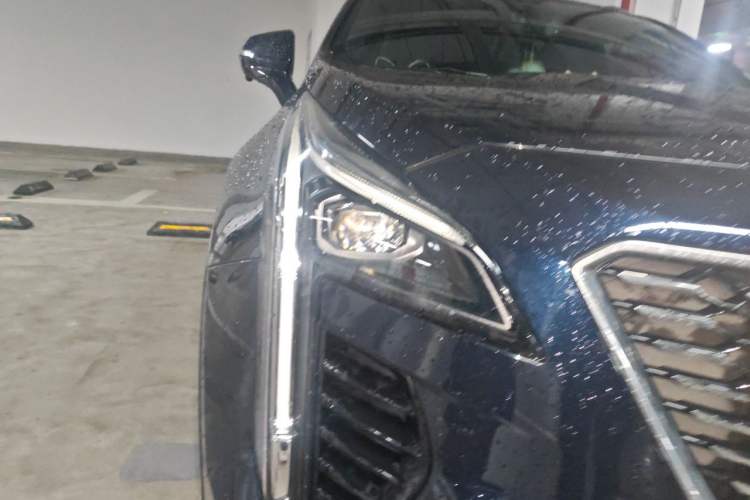 Used Cadillac XT4 2021 28T Two-Wheel Drive Leading Version Right Front Headlight