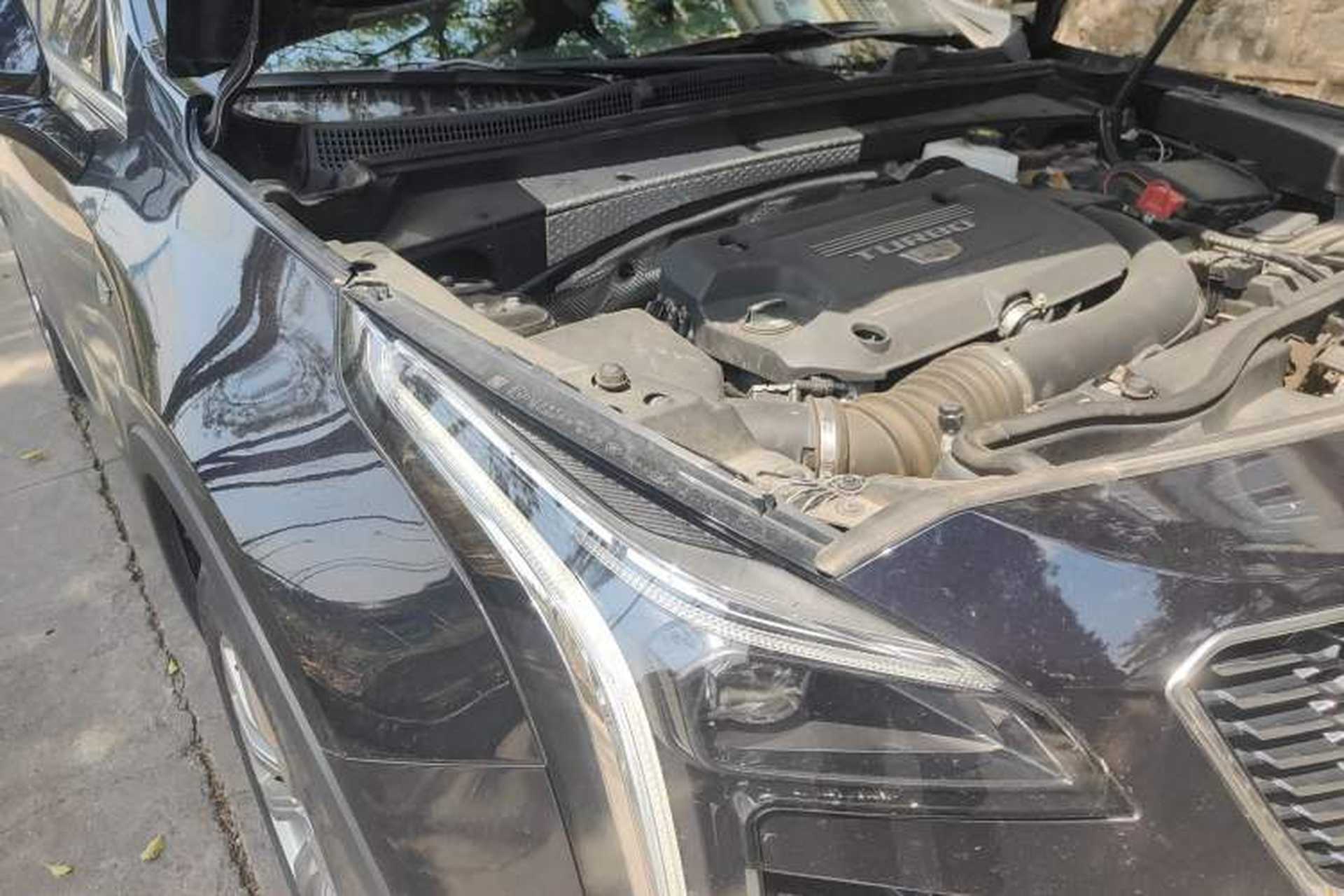 Used Cadillac XT4 2021 28T Two-Wheel Drive Leading Version Right Front Headlight
