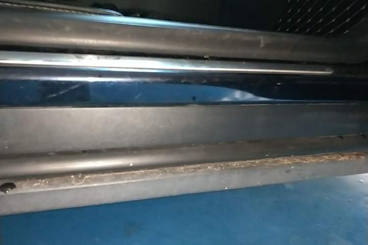 Used Cadillac XT4 2021 28T Two-Wheel Drive Tech Edition Right Side Sill