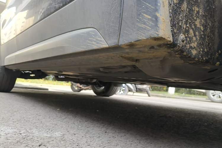 Used Cadillac XT4 2021 28T Two-Wheel Drive Leading Version Right Side Sill