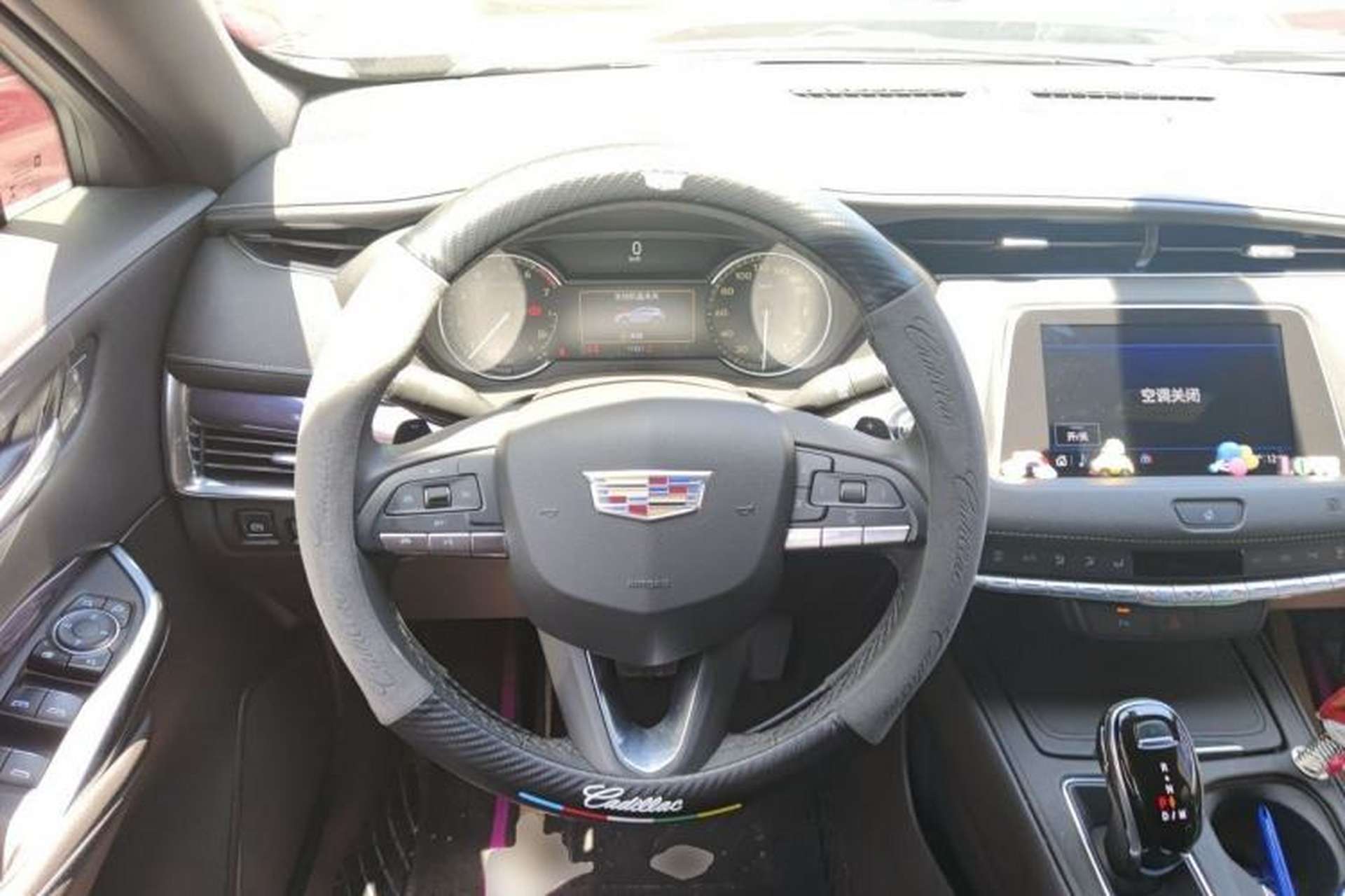 Used Cadillac XT4 2021 28T Two-Wheel Drive Tech Edition Steering Wheel