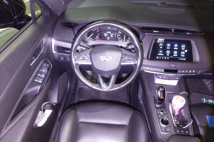 Used Cadillac XT4 2021 28T Two-Wheel Drive Leading Version Steering Wheel