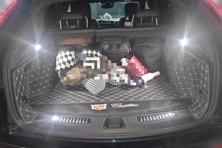 Used Cadillac XT4 2021 28T Two-Wheel Drive Leading Version Trunk
