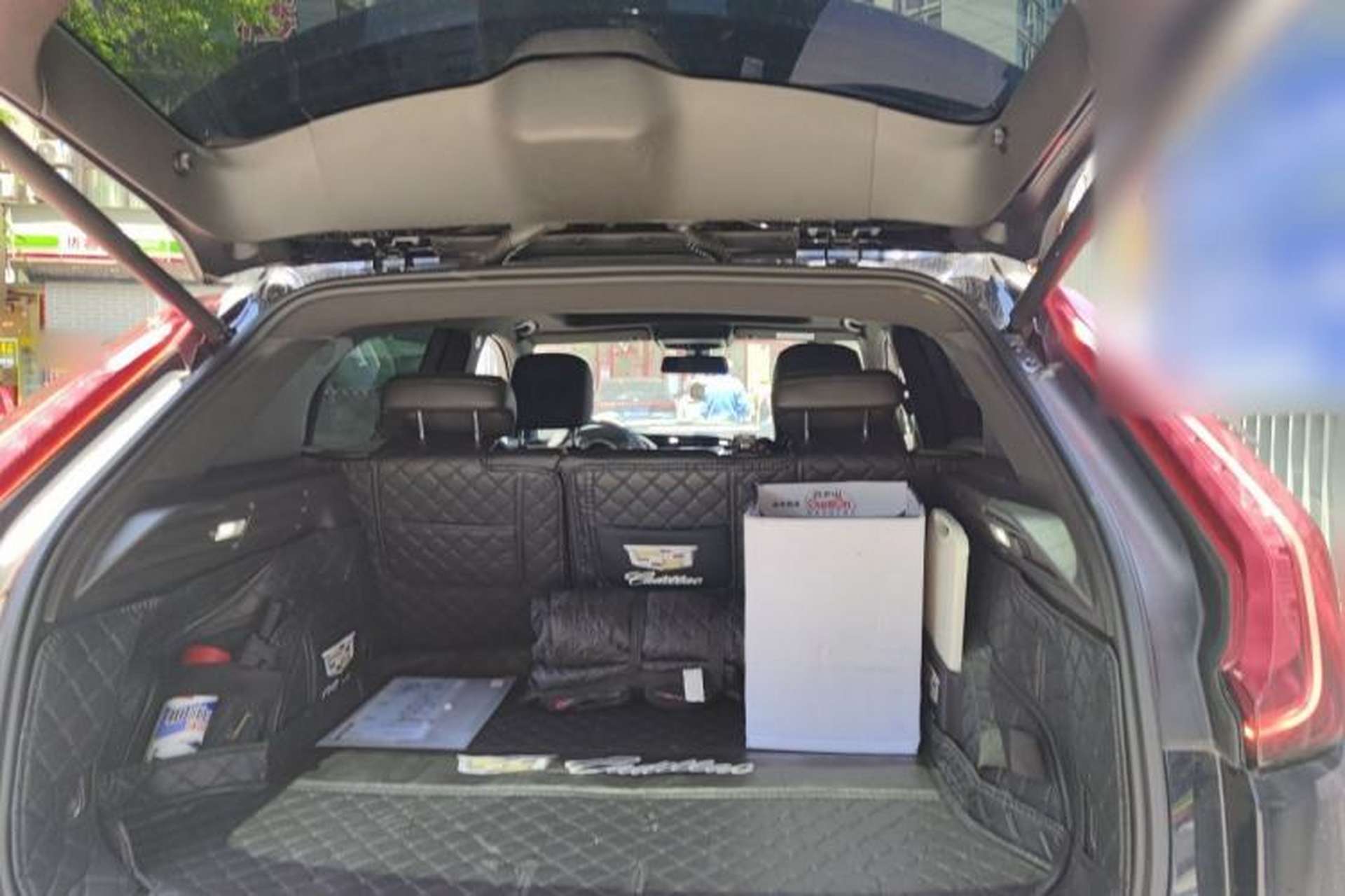 Used Cadillac XT4 2021 28T Two-Wheel Drive Tech Edition Trunk