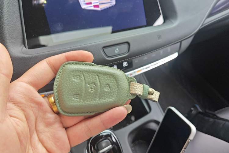 Used Cadillac XT4 2021 28T Two-Wheel Drive Tech Edition Vehicle Key
