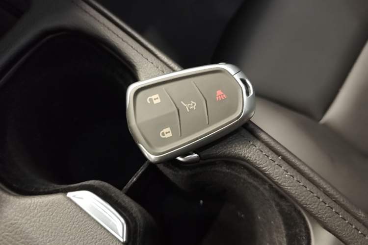 Used Cadillac XT4 2021 28T Two-Wheel Drive Leading Version Vehicle Key