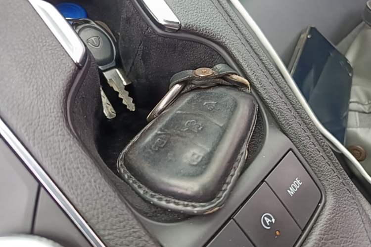 Used Cadillac XT4 2021 28T Two-Wheel Drive Tech Edition Vehicle Key
