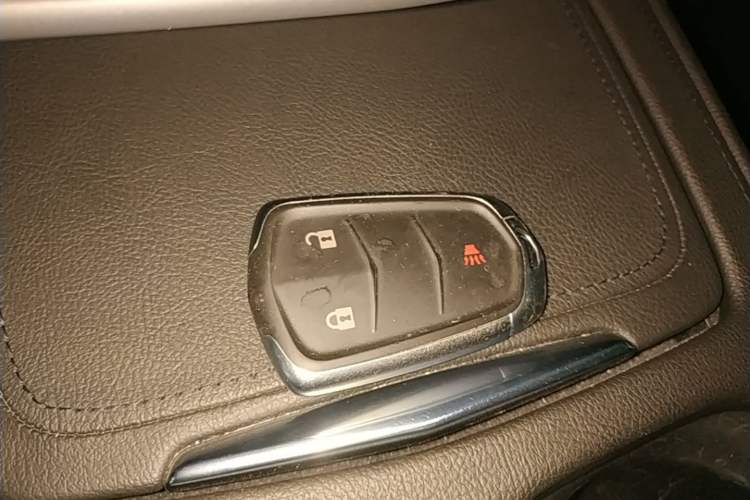 Used Cadillac XT4 2021 28T Two-Wheel Drive Tech Edition Vehicle Key
