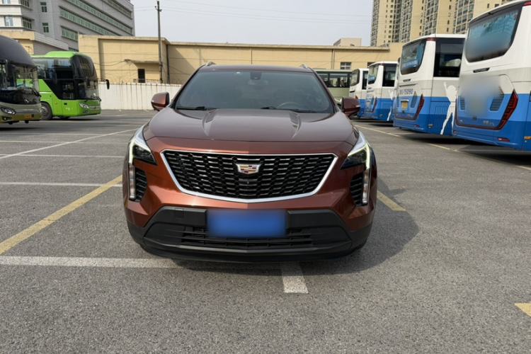Used Cadillac XT4 2021 28T Two-Wheel Drive Tech Edition Exterior 3