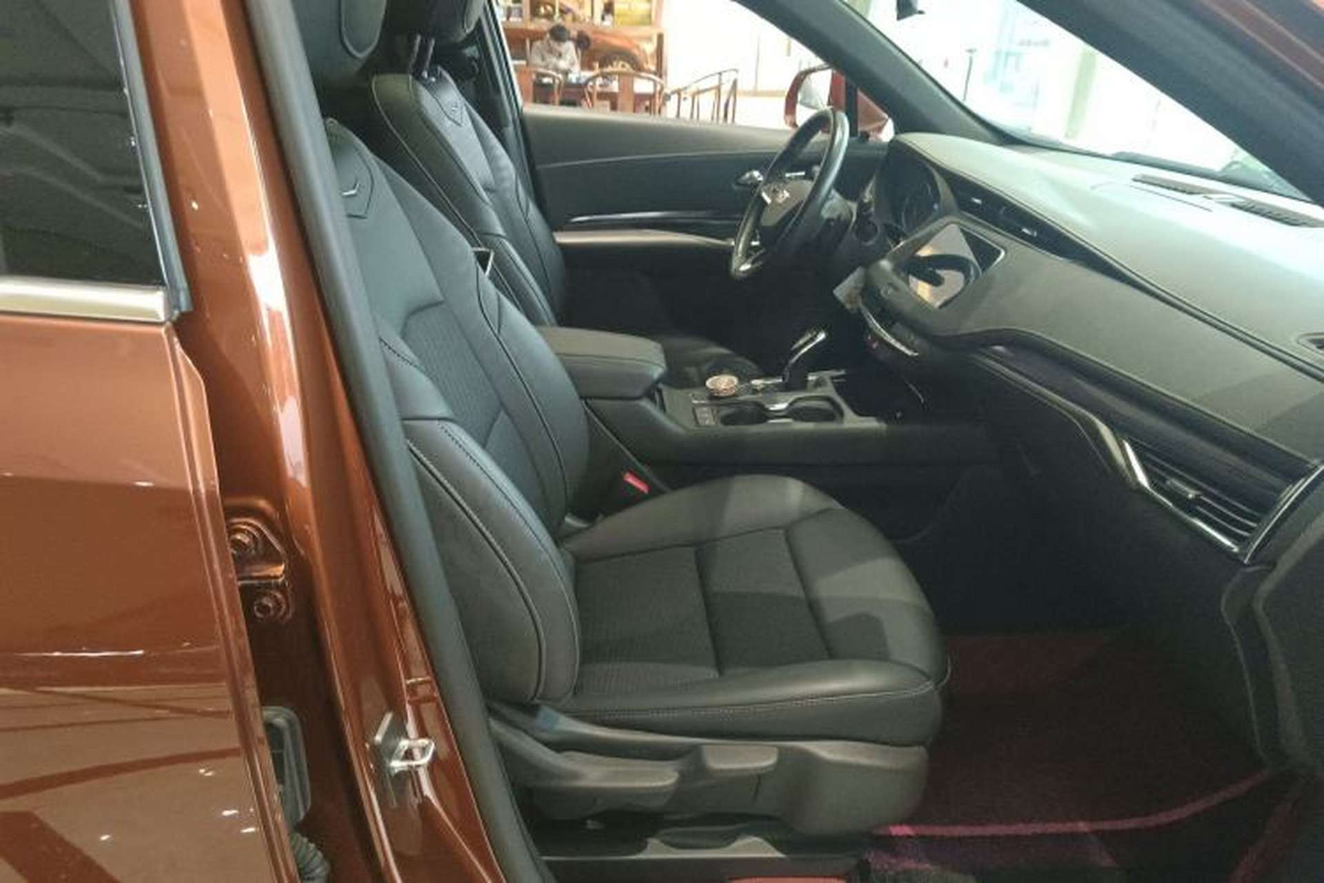 Used Cadillac XT4 2021 28T Two-Wheel Drive Tech Edition Right Front Seat