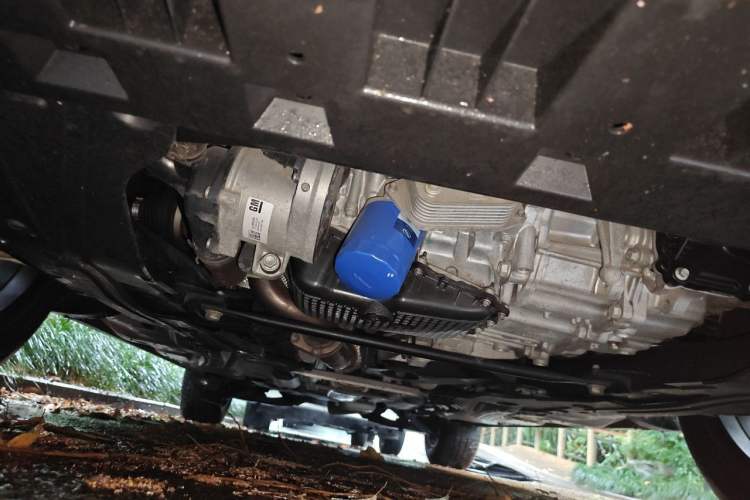 Used Cadillac XT4 2021 28T Two-Wheel Drive Luxury Version Chassis Front