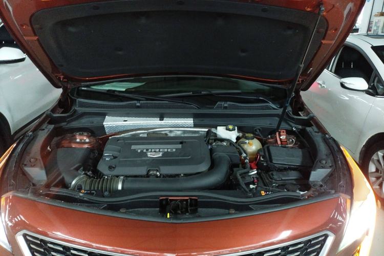 Used Cadillac XT4 2021 28T Two-Wheel Drive Leading Version Engine Bay