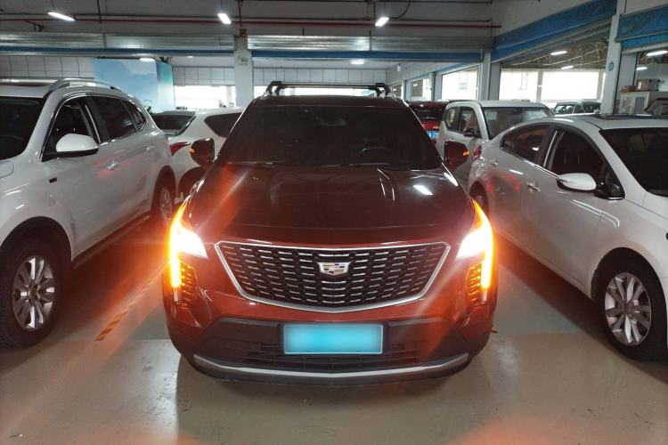 Used Cadillac XT4 2021 28T Two-Wheel Drive Leading Version Front