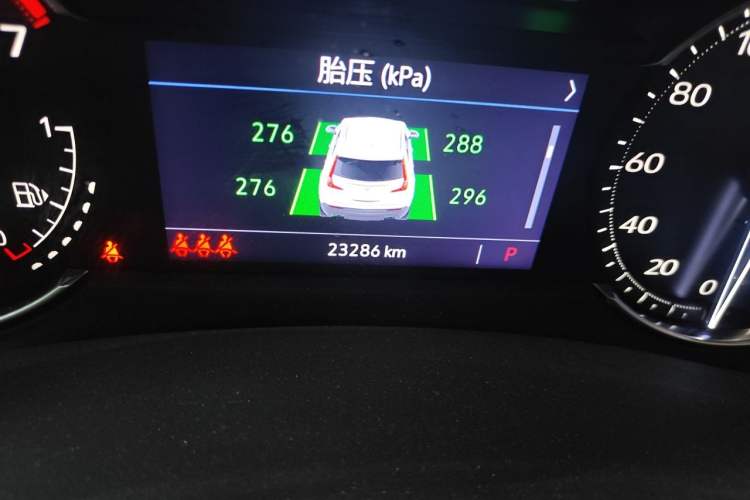 Used Cadillac XT4 2021 28T Two-Wheel Drive Luxury Version Odometer Close Up