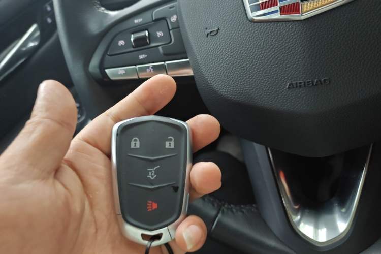Used Cadillac XT4 2021 28T Two-Wheel Drive Luxury Version Vehicle Key