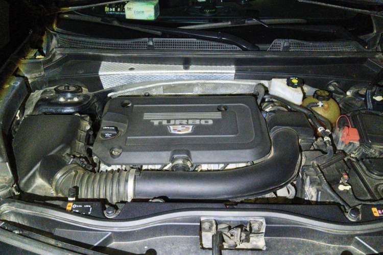 Used Cadillac XT4 2021 28T Two-Wheel Drive Luxury Version Engine Bay