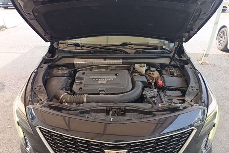 Used Cadillac XT4 2021 28T Two-Wheel Drive Leading Version Engine Bay