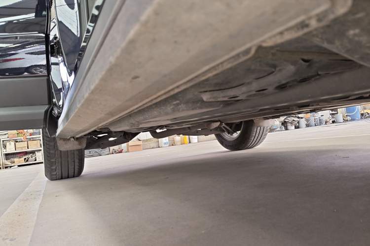 Used Cadillac XT4 2021 28T Two-Wheel Drive Tech Edition Right Side Sill