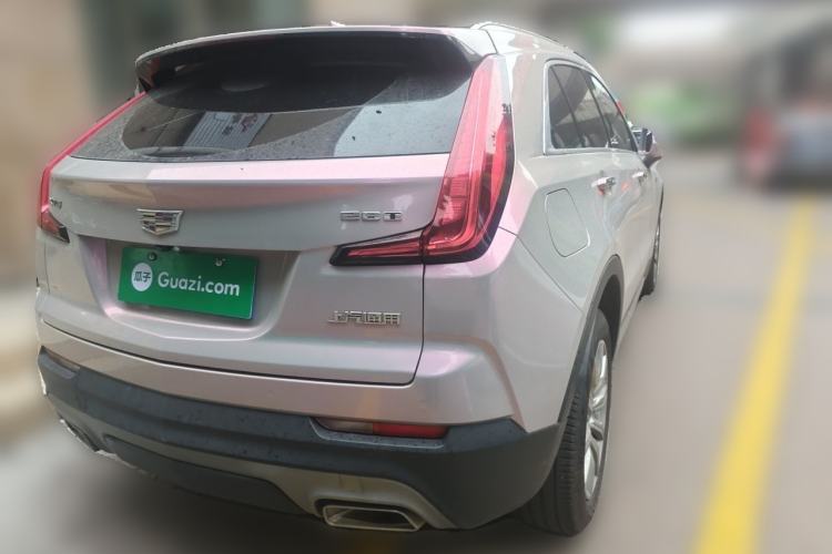 Used Cadillac XT4 2021 28T Two-Wheel Drive Luxury Version Rear Right 45 Deg
