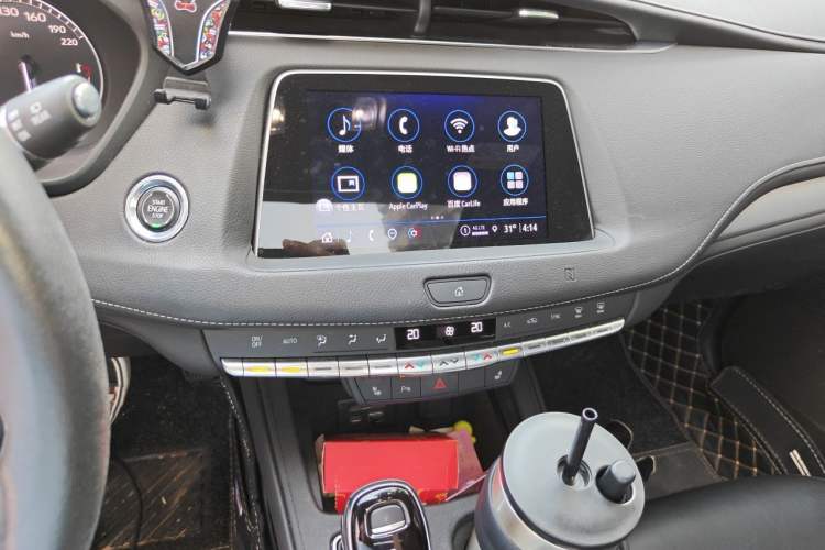Used Cadillac XT4 2021 28T Two-Wheel Drive Leading Version Audio And AC Panel