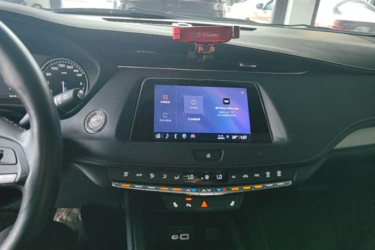 Used Cadillac XT4 2021 28T Two-Wheel Drive Leading Version Audio And AC Panel