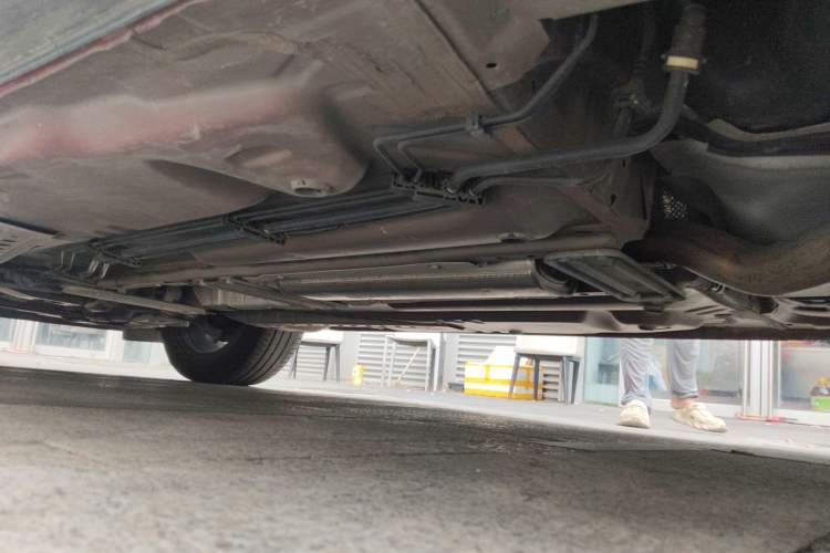 Used Cadillac XT4 2021 28T Two-Wheel Drive Leading Version Chassis Rear Left