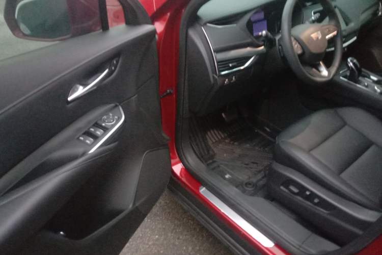 Used Cadillac XT4 2021 28T Two-Wheel Drive Leading Version Driver Seat