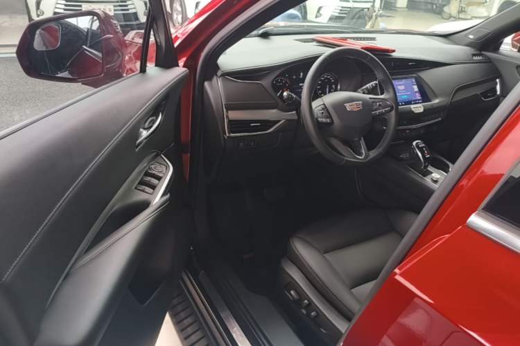 Used Cadillac XT4 2021 28T Two-Wheel Drive Leading Version Driver Seat