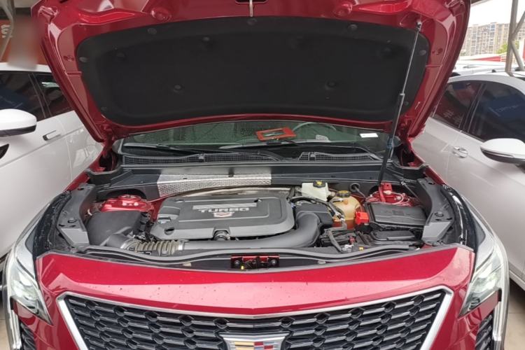 Used Cadillac XT4 2021 28T Two-Wheel Drive Leading Version Engine Bay