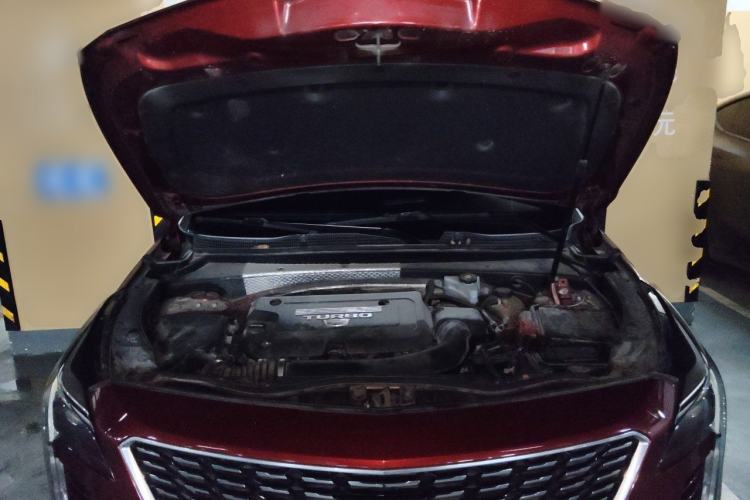 Used Cadillac XT4 2021 28T Two-Wheel Drive Tech Edition Engine Bay