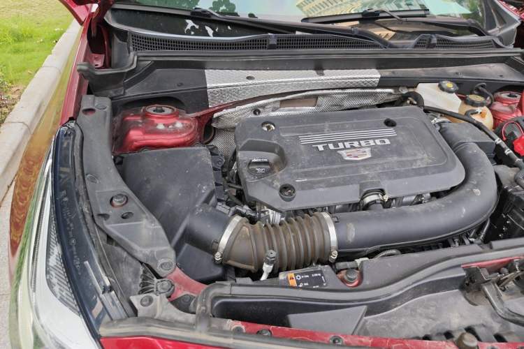 Used Cadillac XT4 2021 28T Two-Wheel Drive Leading Version Engine Bay Right
