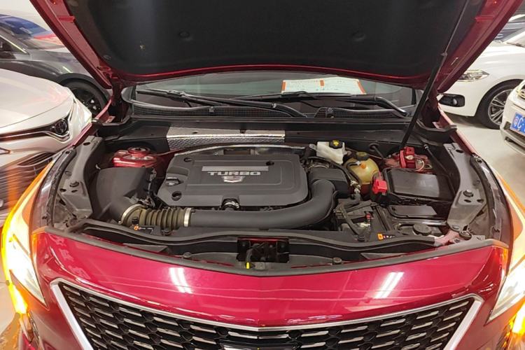 Used Cadillac XT4 2021 28T Two-Wheel Drive Luxury Version Engine Bay