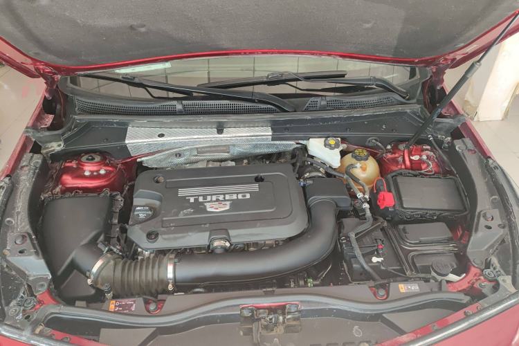 Used Cadillac XT4 2021 28T Two-Wheel Drive Tech Edition Engine Bay