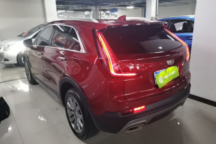 Used Cadillac XT4 2021 28T Two-Wheel Drive Luxury Version Exterior 2
