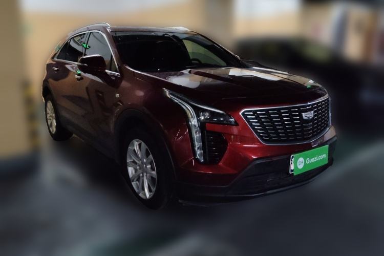 Used Cadillac XT4 2021 28T Two-Wheel Drive Tech Edition Front Right 45 Deg