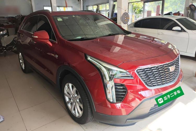 Used Cadillac XT4 2021 28T Two-Wheel Drive Tech Edition Front Right 45 Deg