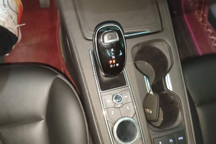 Used Cadillac XT4 2021 28T Two-Wheel Drive Leading Version Gear Lever