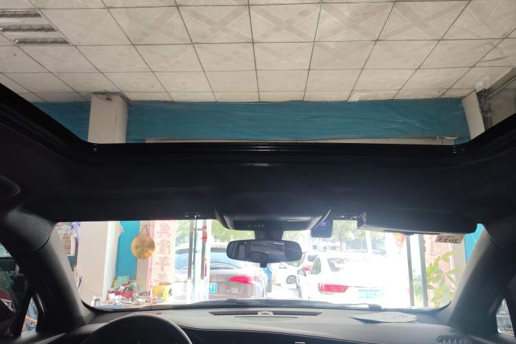 Used Cadillac XT4 2021 28T Two-Wheel Drive Tech Edition Headliner
