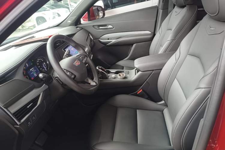 Used Cadillac XT4 2021 28T Two-Wheel Drive Leading Version Left Front Seat