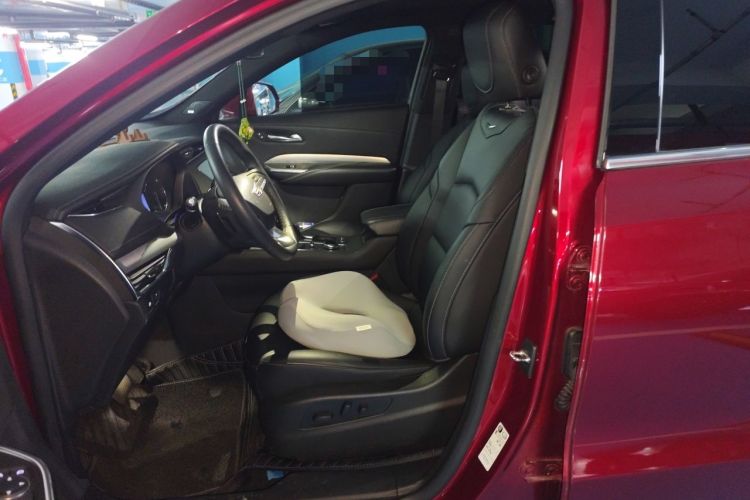 Used Cadillac XT4 2021 28T Two-Wheel Drive Leading Version Left Front Seat
