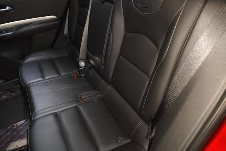 Used Cadillac XT4 2021 28T Two-Wheel Drive Leading Version Left Rear Seat