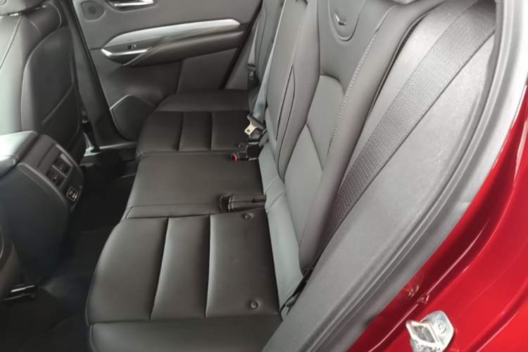 Used Cadillac XT4 2021 28T Two-Wheel Drive Leading Version Left Rear Seat