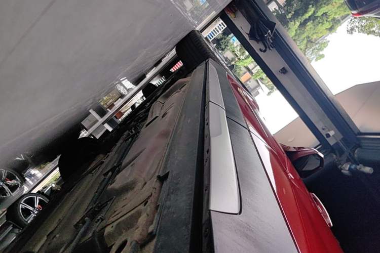Used Cadillac XT4 2021 28T Two-Wheel Drive Leading Version Left Side Sill