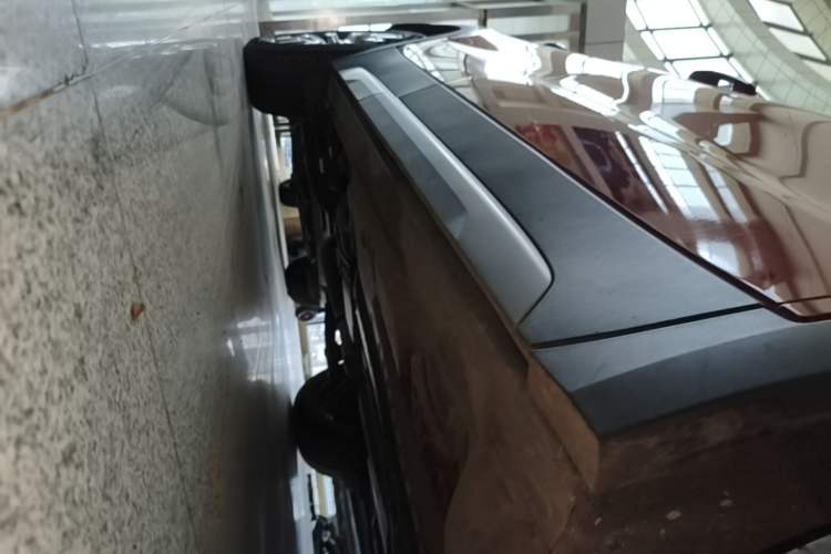 Used Cadillac XT4 2021 28T Two-Wheel Drive Leading Version Right Side Sill