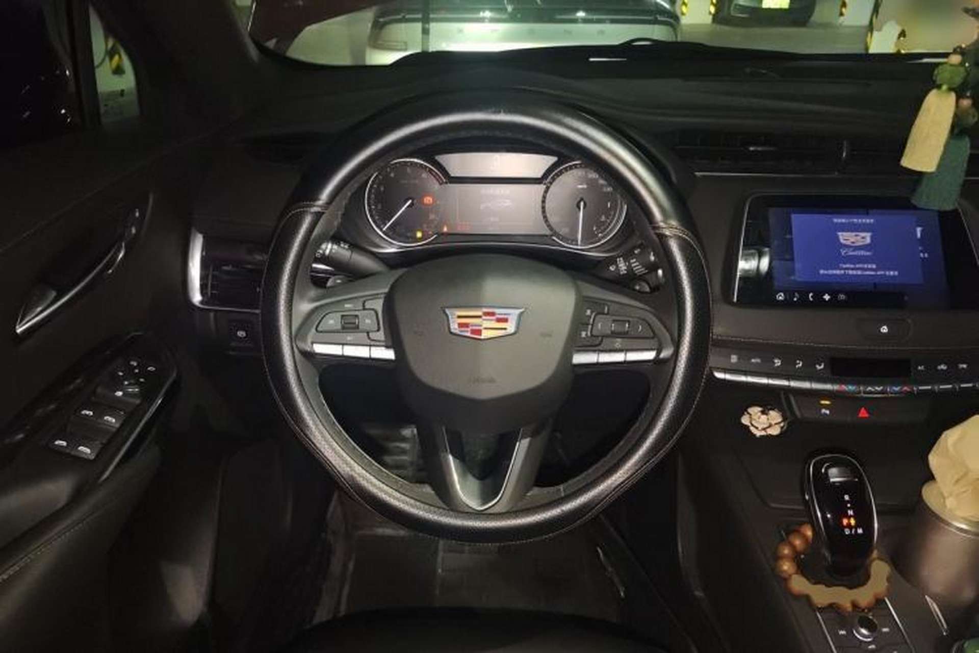 Used Cadillac XT4 2021 28T Two-Wheel Drive Tech Edition Steering Wheel
