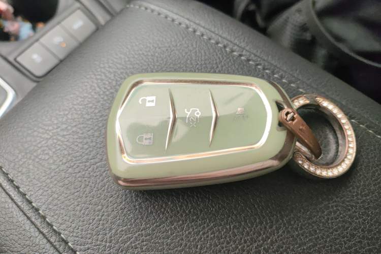 Used Cadillac XT4 2021 28T Two-Wheel Drive Tech Edition Vehicle Key