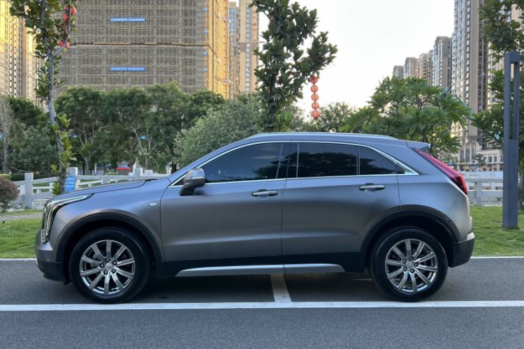 Used Cadillac XT4 2021 28T Two-Wheel Drive Luxury Version Exterior 3