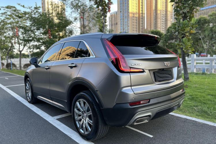 Used Cadillac XT4 2021 28T Two-Wheel Drive Luxury Version Exterior 4