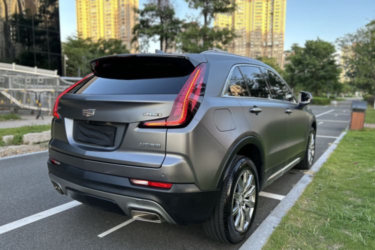 Used Cadillac XT4 2021 28T Two-Wheel Drive Luxury Version Exterior 6